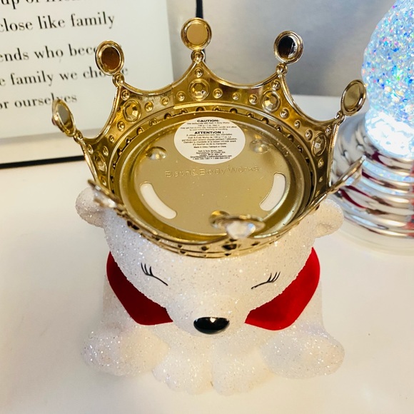 NWT SINGLE WICK MINI PRINCE POLAR BEAR CANDLE HOLDER - Picture 2 of 2